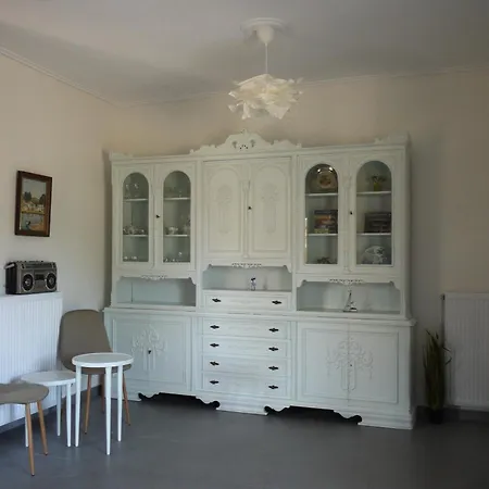 Nelli's Near The Airport, Sea And Port Apartment