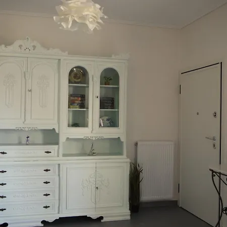 Apartment Nelli's Near The Airport, Sea And Port Artemida (Attica)
