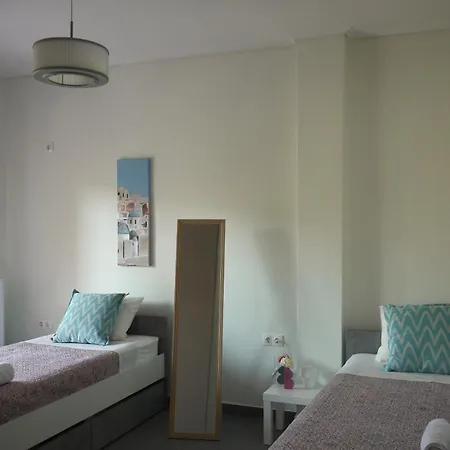 Apartment Nelli's Near The Airport, Sea And Port